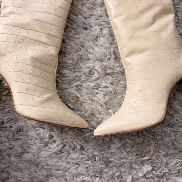 Schutz NWT boot - Picture 2 of 13